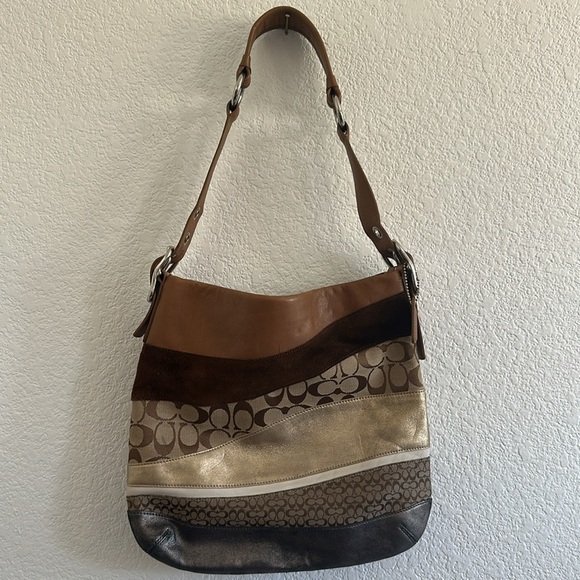 Vintage Authentic Coach Patchwork
Signature Leather Canvas Hobo/ Shoulder bag - Picture 1 of 8